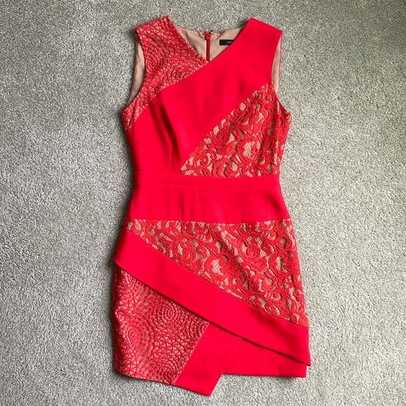 BCBGMaxAzria Dresses & Skirts - BCBG Maxazria Lace Dress